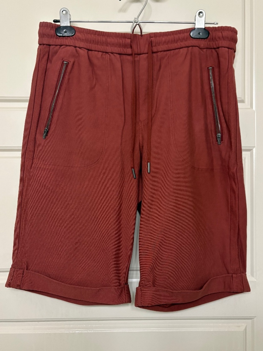 Athleta  women’s Bermuda shorts 6T